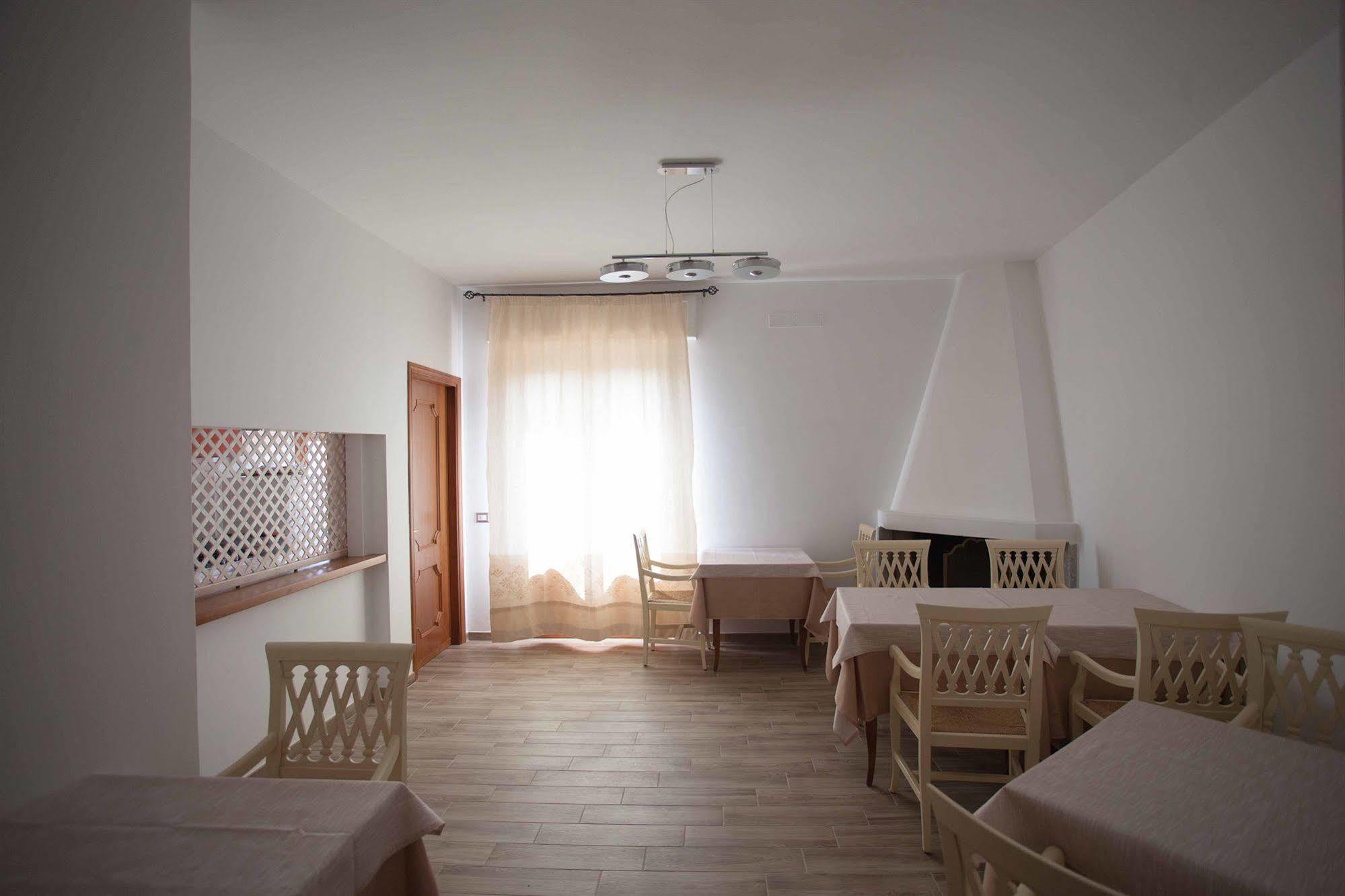 Locanda Degli Artisti Tortolì Exteriér fotografie